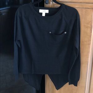 Estelle | woman’s top | euc